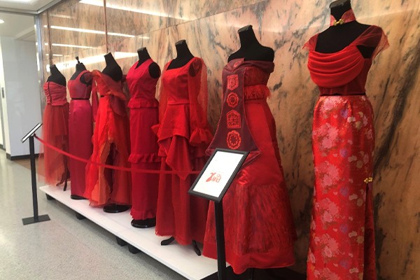 red-dress-display