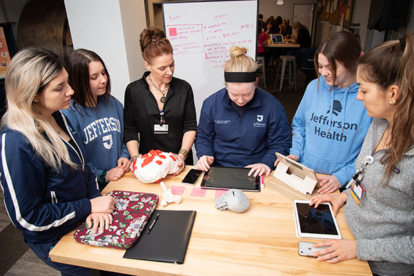 Jefferson College of Nursing students with faculty