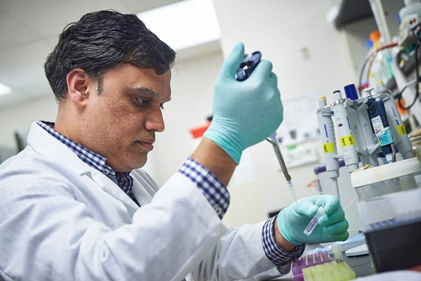 Jefferson Spine Researcher Earns One of Science’s Most Prestigious International Honors