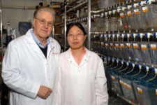 Dr. Uitto and Dr. Li in the Jefferson Core Research Facility