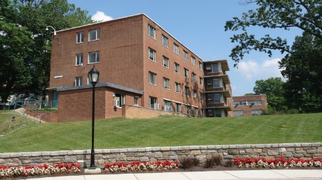 Scholler Hall Exterior