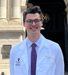 101725_ian_argento_skmc_alumni_board_headshot