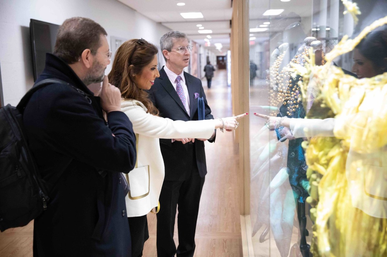 Lavinia Biagiotti Cigna tours Jefferson's campus.