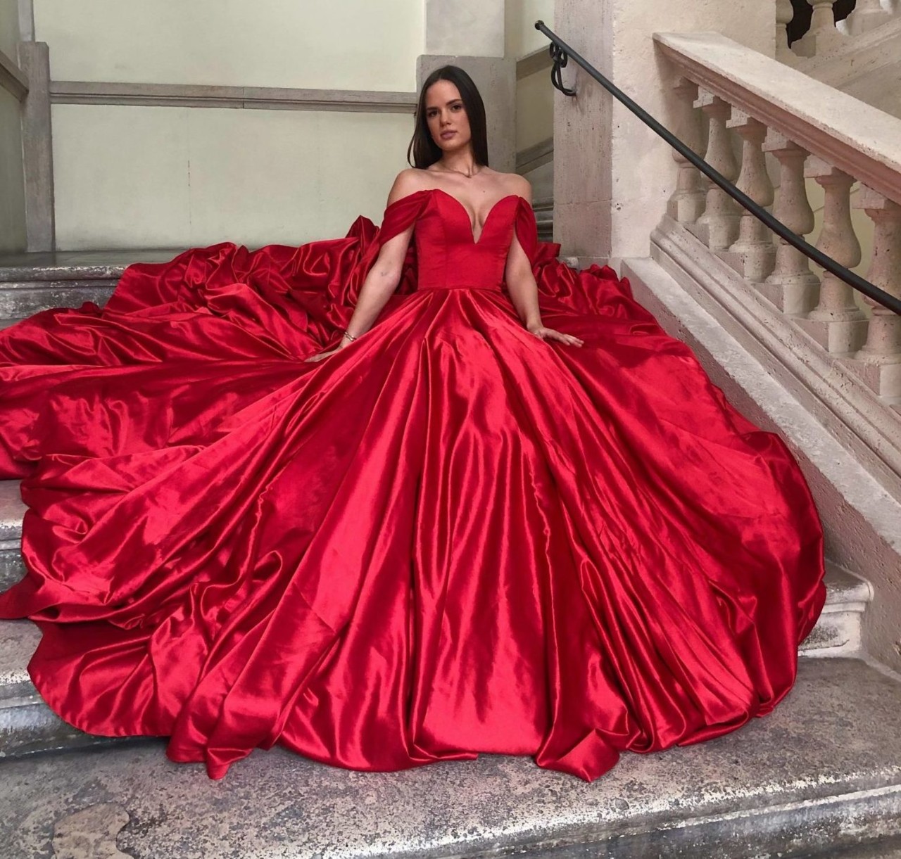 Model in red dress