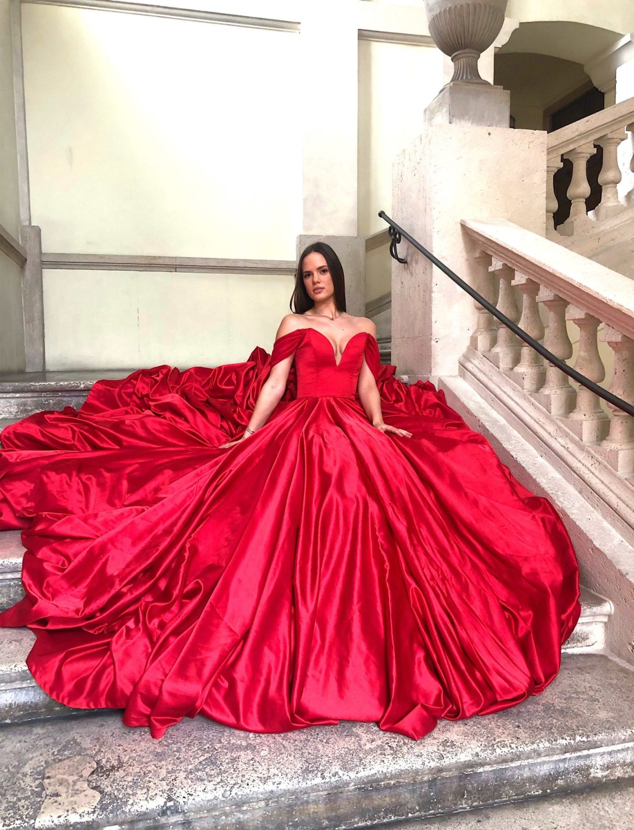 Model in red dress