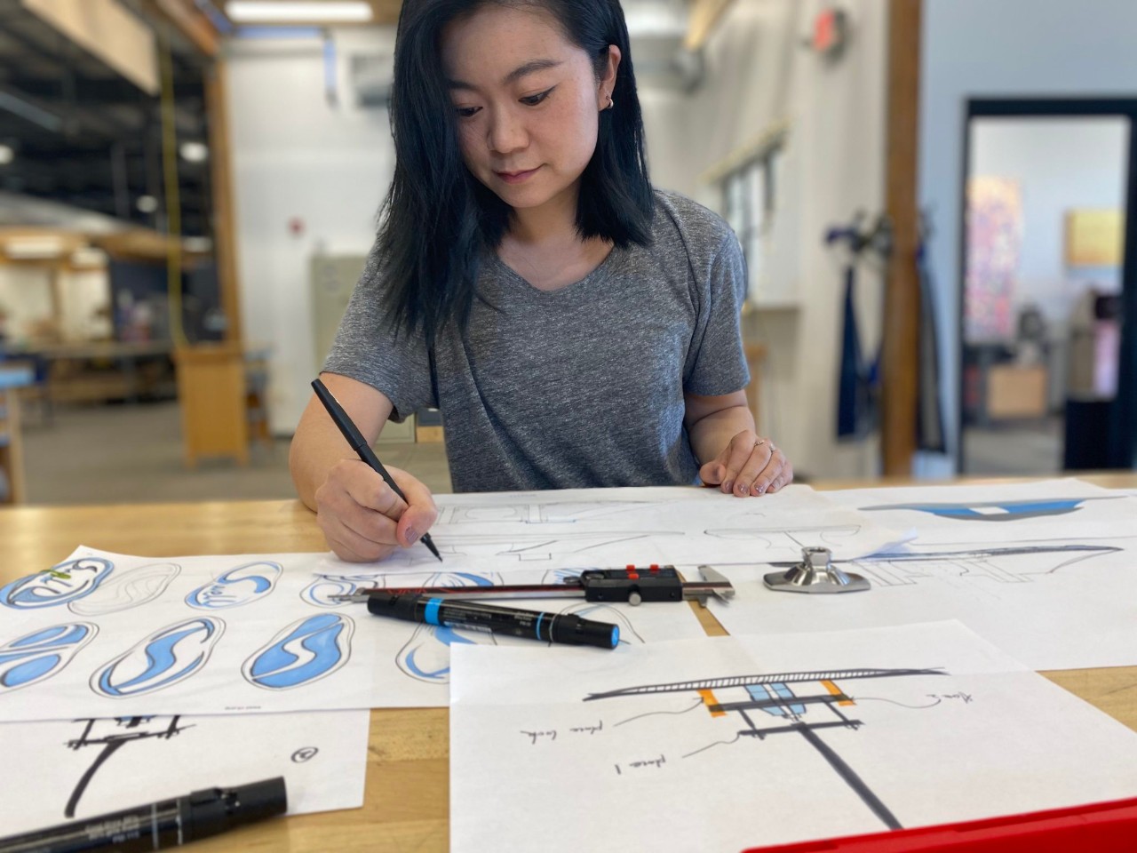 Yuhan Zhang working in the studio
