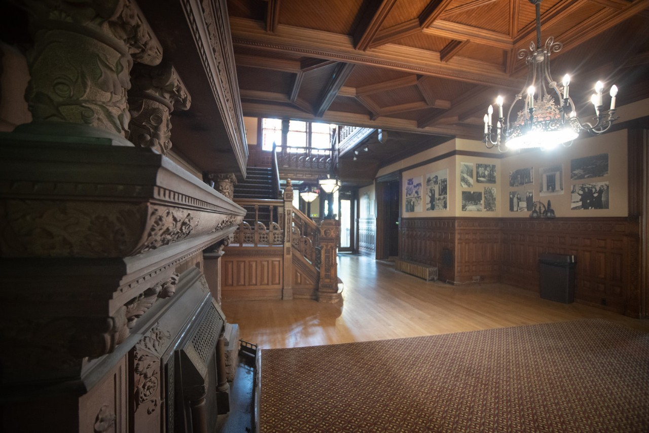 Ravenhill Mansion