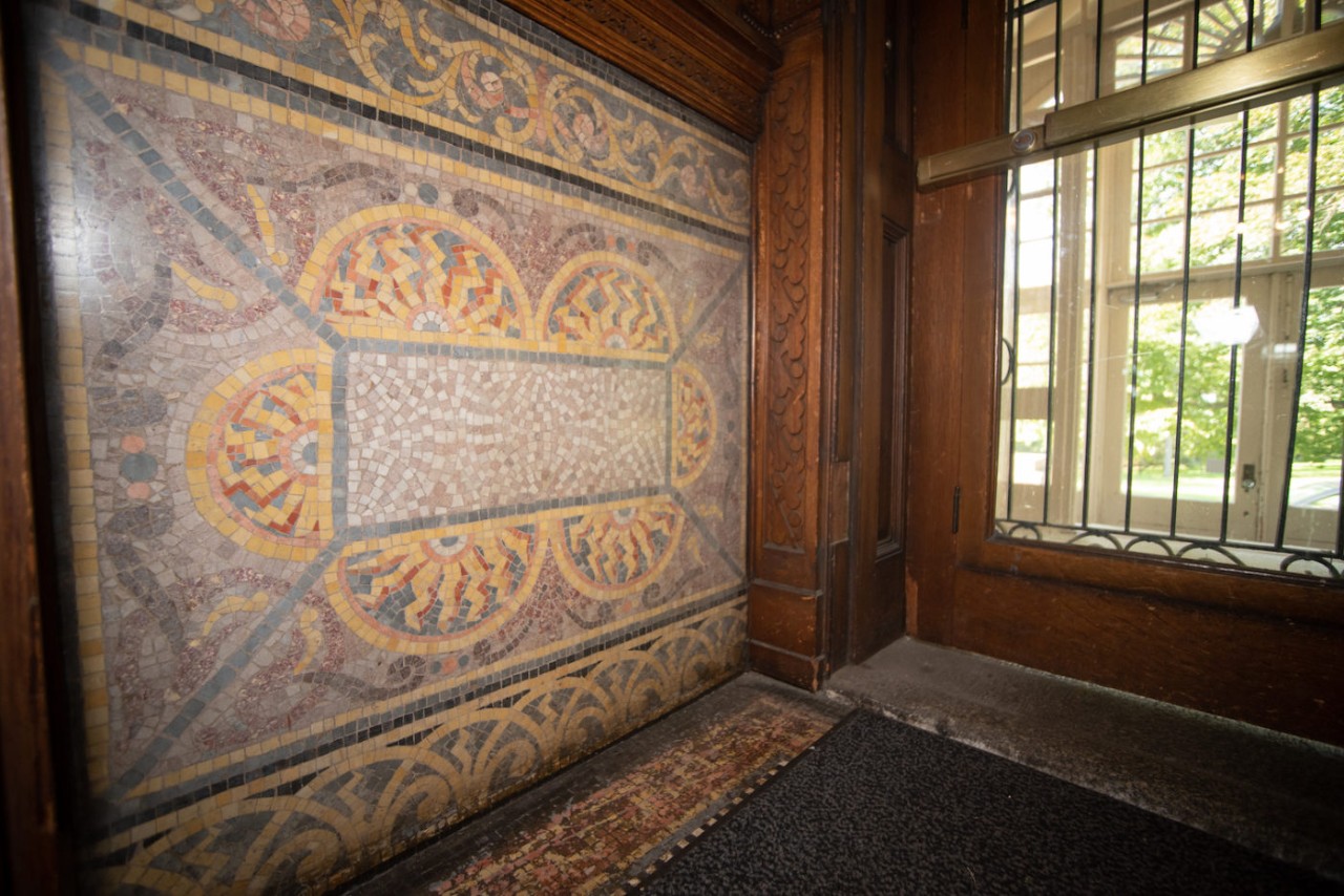Ravenhill Mansion