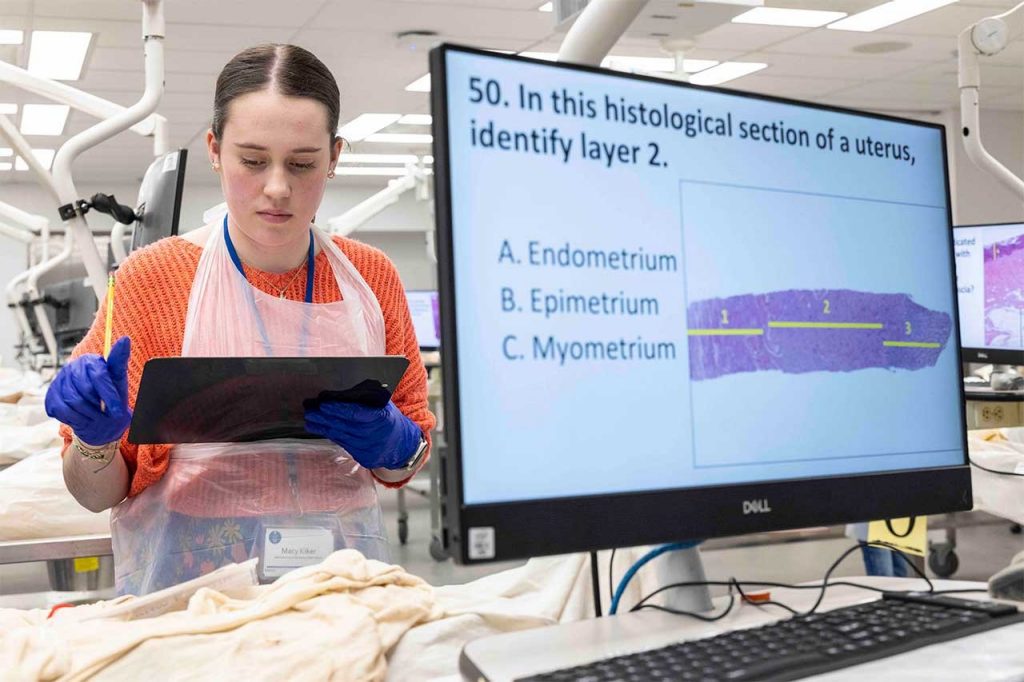 Med Students Spark STEMM Ambitions in High Schoolers at Anato-Bee 