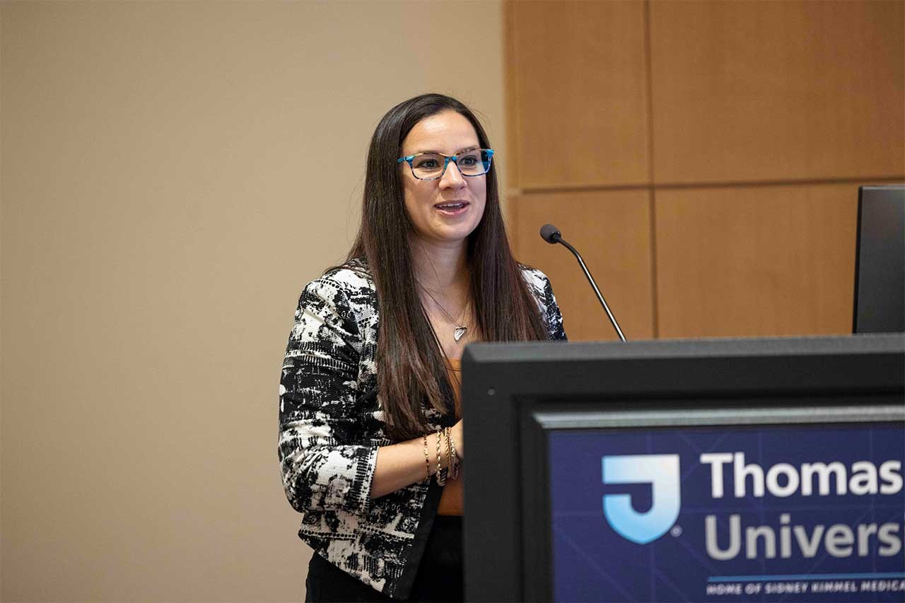 Associate Professor Dr. Nanette Tomicek