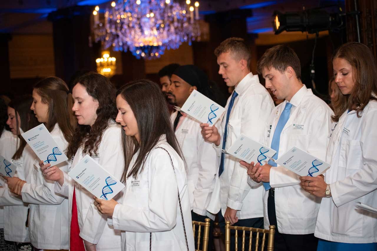SKMC White Coat Ceremony, students reciting Hippocratic Oath