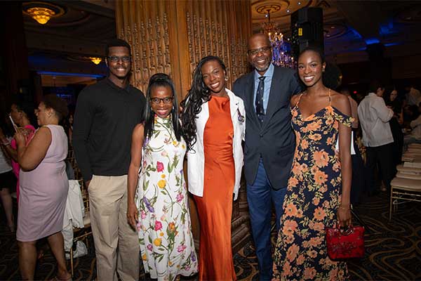 Inspired to Lead and Make Positive Change, Students Begin Med School Journey