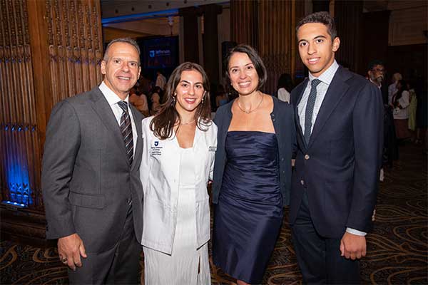 Inspired to Lead and Make Positive Change, Students Begin Med School Journey