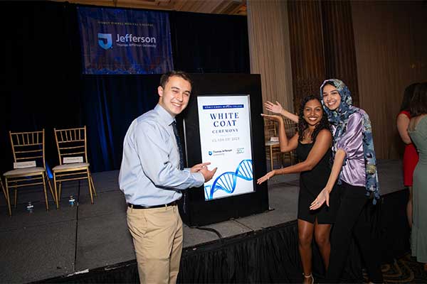 Inspired to Lead and Make Positive Change, Students Begin Med School Journey