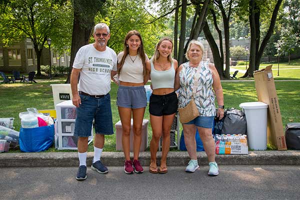 University Welcomes New Students To Campus