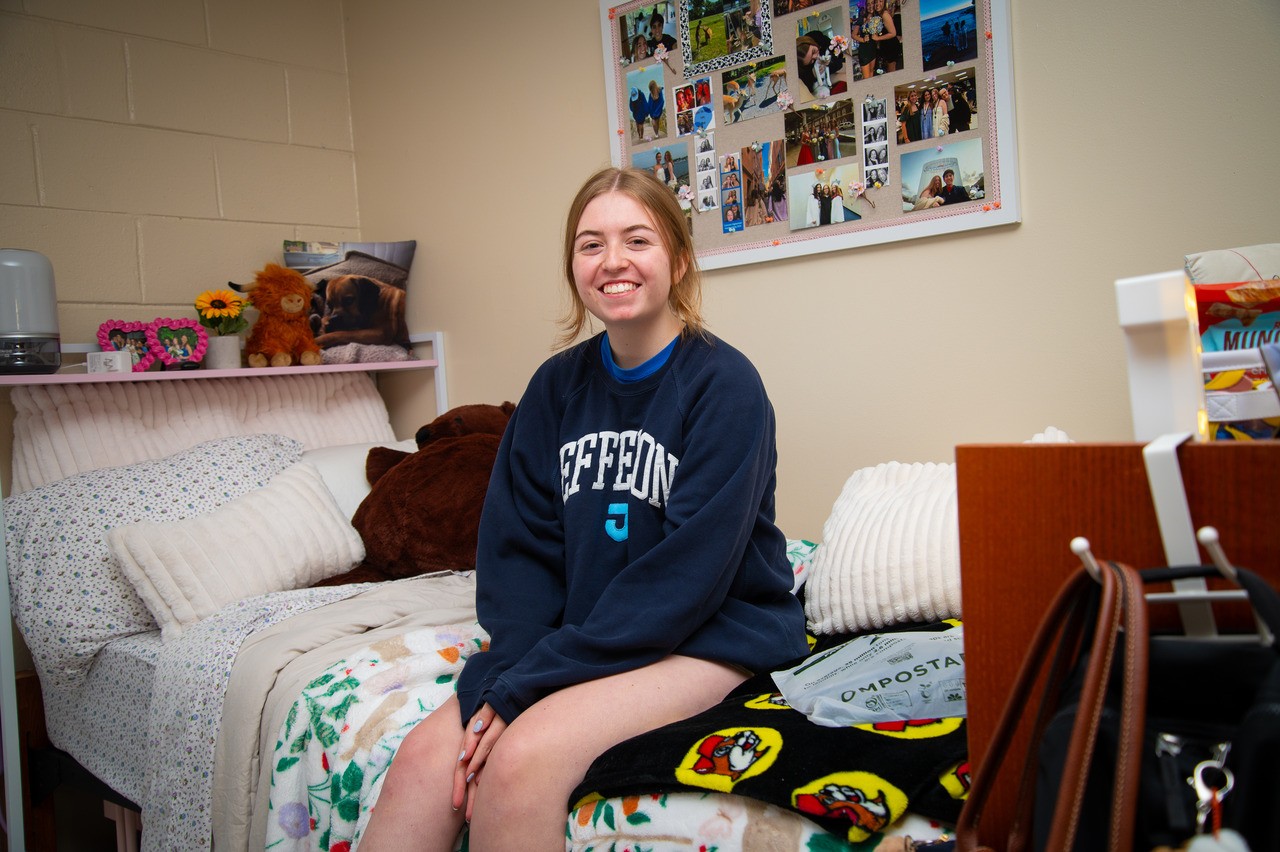 Working as an EMT in high school inspired Hannah Baronsky to pursue Jefferson’s 4+2 BS in health sciences/MS in physician assistant studies program.