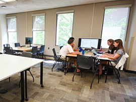 Group Study Tables (Second Floor)